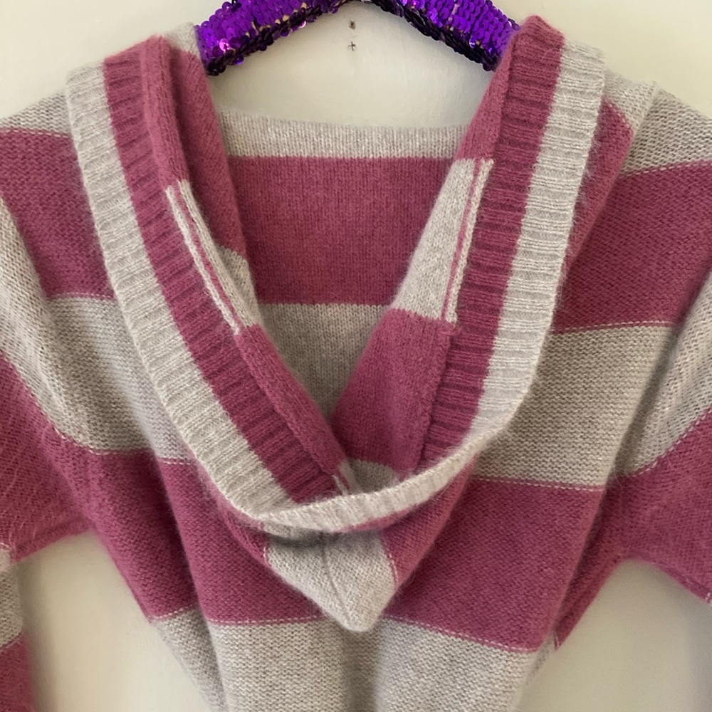 Lily McNeal Sweater ASO Britney Spears - Picture 5 of 7